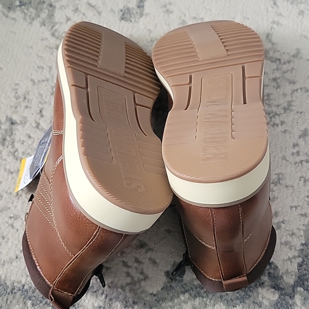 Steve Madden Men's Tan/Brown Chukka Lace-Up Boots - Picture 6 of 8